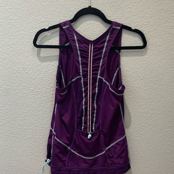 Lucy purple Racerback Tank With Side and Back Pockets Perfect For working out XS - Picture 3 of 6